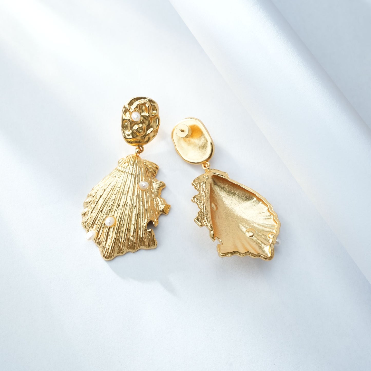 Shella Pearl Earrings