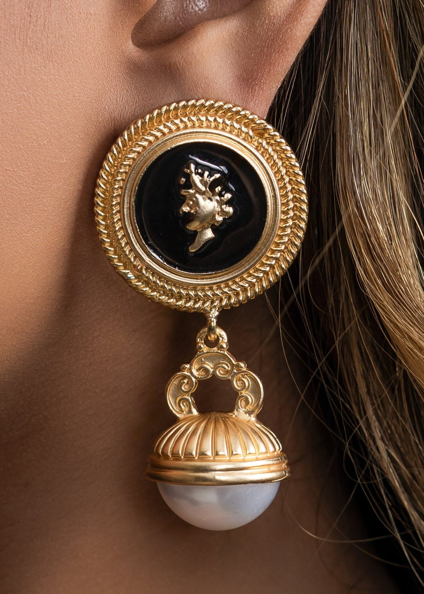 Vintage Pearl Drop
