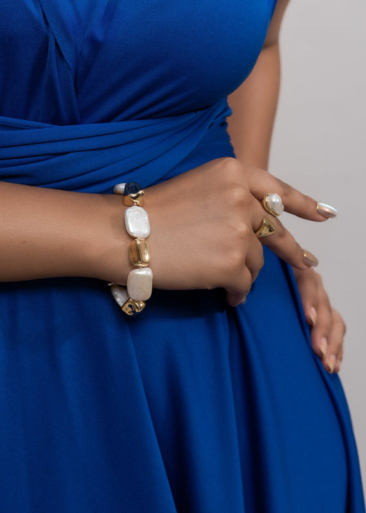 Pebbles Pearl Bracelet