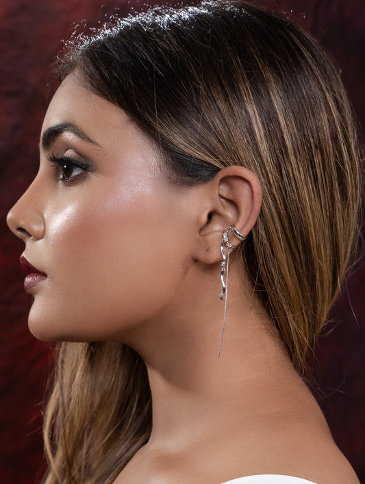 Linear Ear Cuff