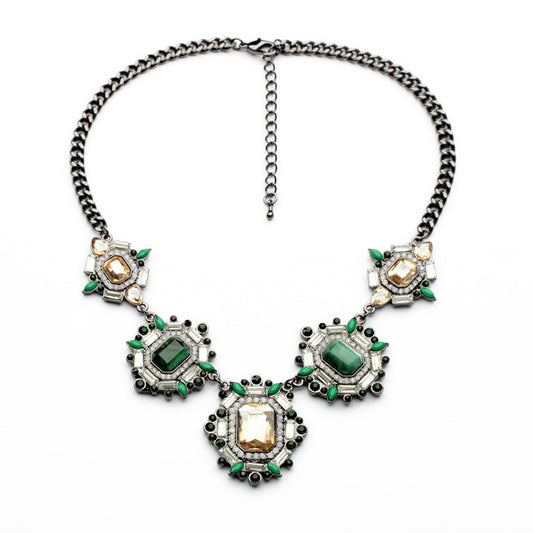 Kallista Necklace