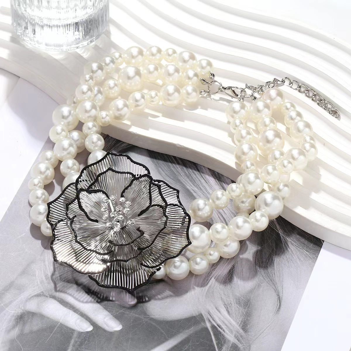 Rosaline Pearl Choker Gold & Silver