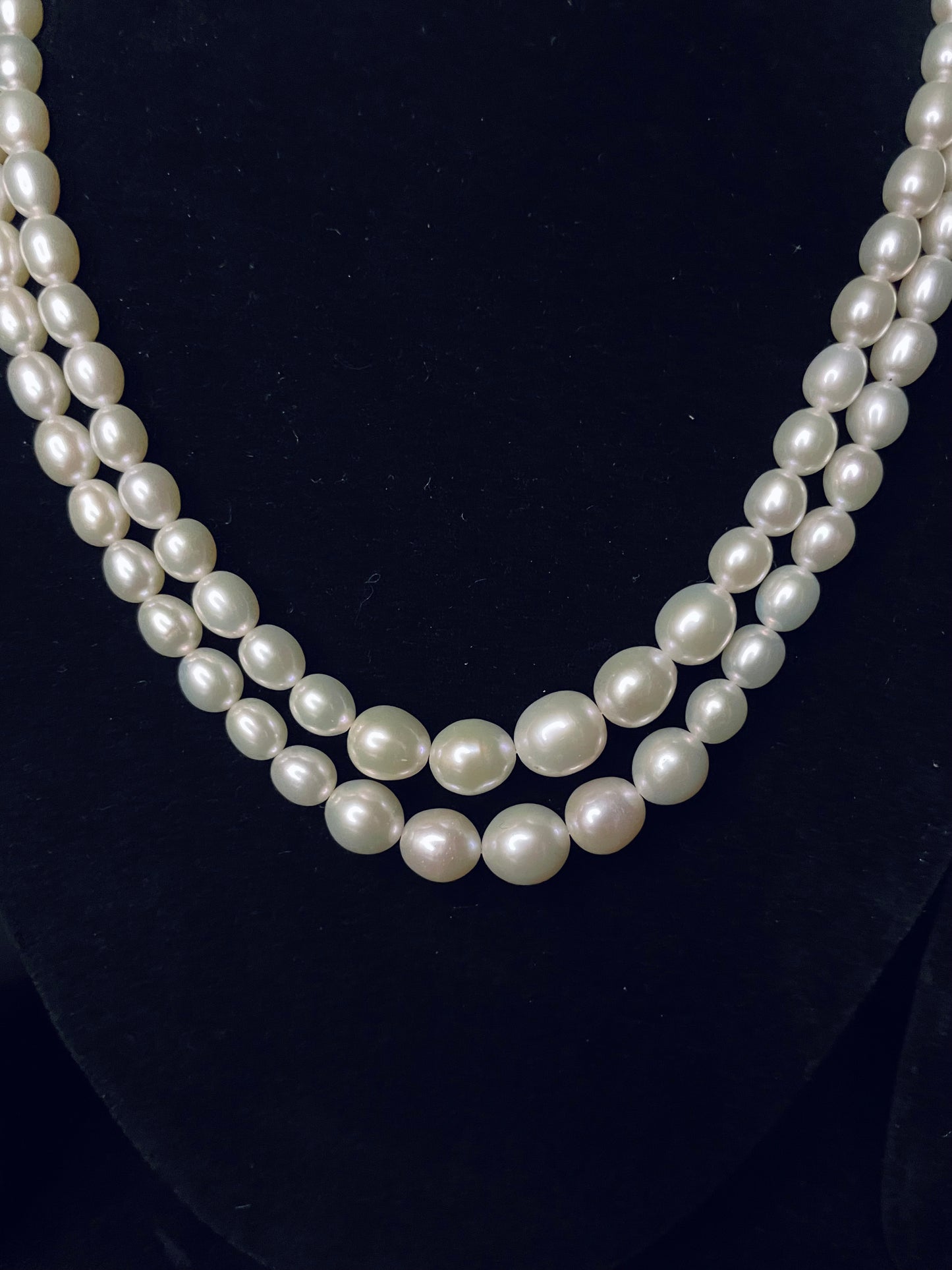 Lily Real Fresh Water Pearls (2 layers)